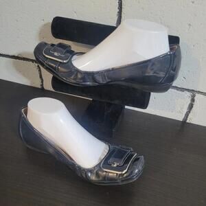 NATURALIZER Flexible Black Loafers Sz 10M